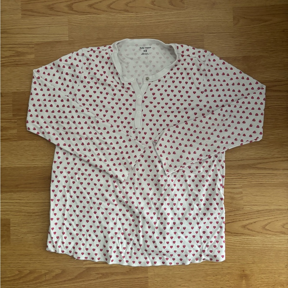 Roller Rabbit White Top and Bottoms with Pink Hearts